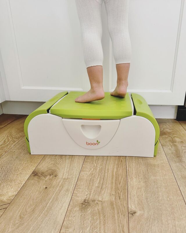 • Boon makes some amazingly cool products that we love. Here’s one! ⬆️

• This step stool + training potty combo is perfect for travelers and families with kiddos of multiple ages. Not only is it 2 products in 1, taking up less room… it’s also super sturdy and functional! It even has a cute little toilet paper holder on the side! Does it get any more cute?! 😍

• This is the perfect item if you need a potty and/or stool. (And don’t worry, it’s cleaned 🧼 and sanitized very well between every rental!!) ✨

• Rent it here!! ⬇️ 
www.kiddosrentals.com
